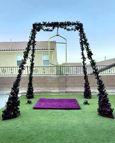 Portable aerial rigging — Dark Romance theme